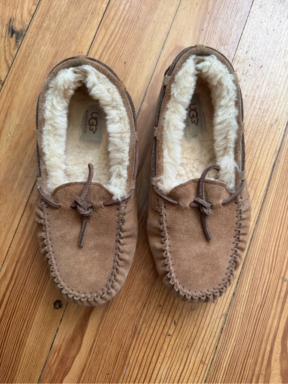 UGG Kids Dakota Sheepskin Slippers